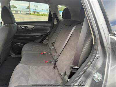 2016 Nissan Rogue SV   - Photo 13 - Garden City, ID 83714