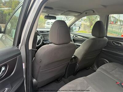 2016 Nissan Rogue SV   - Photo 12 - Garden City, ID 83714