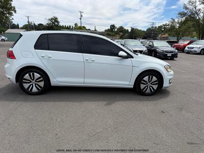 2016 Volkswagen e-Golf SE - Photo 8 - Garden City, ID 83714