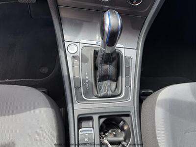 2016 Volkswagen e-Golf SE - Photo 28 - Garden City, ID 83714