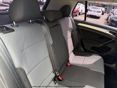 2016 Volkswagen e-Golf SE - Photo 17 - Garden City, ID 83714