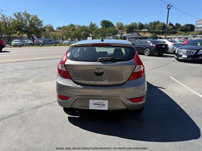 2017 Hyundai ACCENT SE   - Photo 6 - Garden City, ID 83714