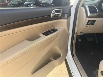 2014 Jeep Grand Cherokee Laredo - Photo 9 - Garden City, ID 83714