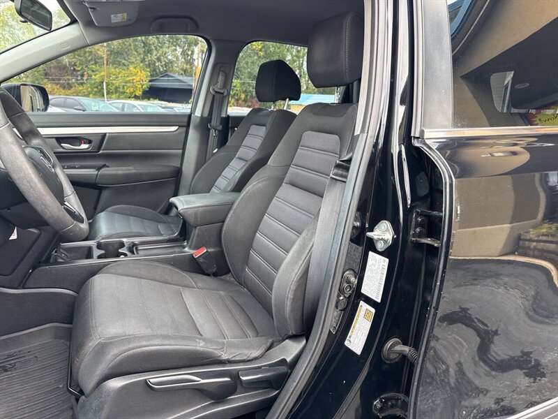 2018 Honda CR-V LX AWD 4dr SUV - Photo 11 - Garden City, ID 83714