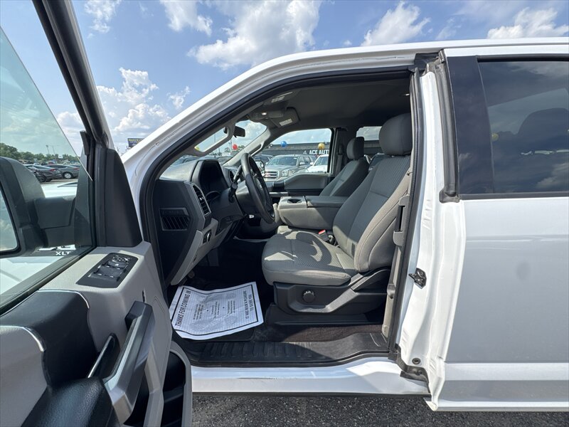 2019 Ford F-150 XLT - Photo 11 - Brainerd, MN 56401