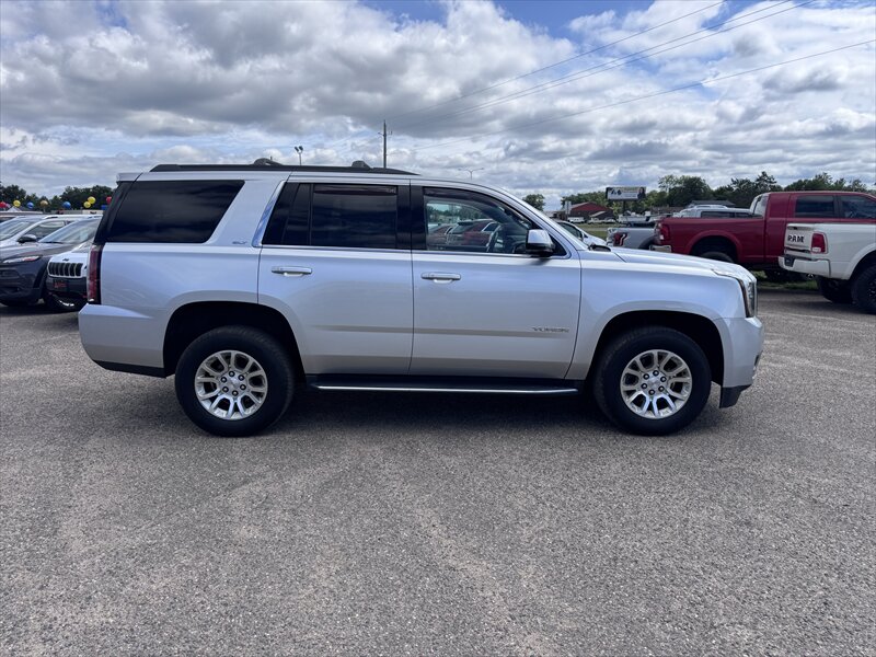 2017 GMC Yukon SLT - Photo 5 - Brainerd, MN 56401