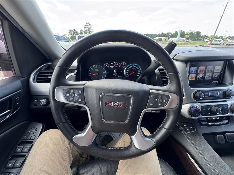 2017 GMC Yukon SLT - Photo 19 - Brainerd, MN 56401