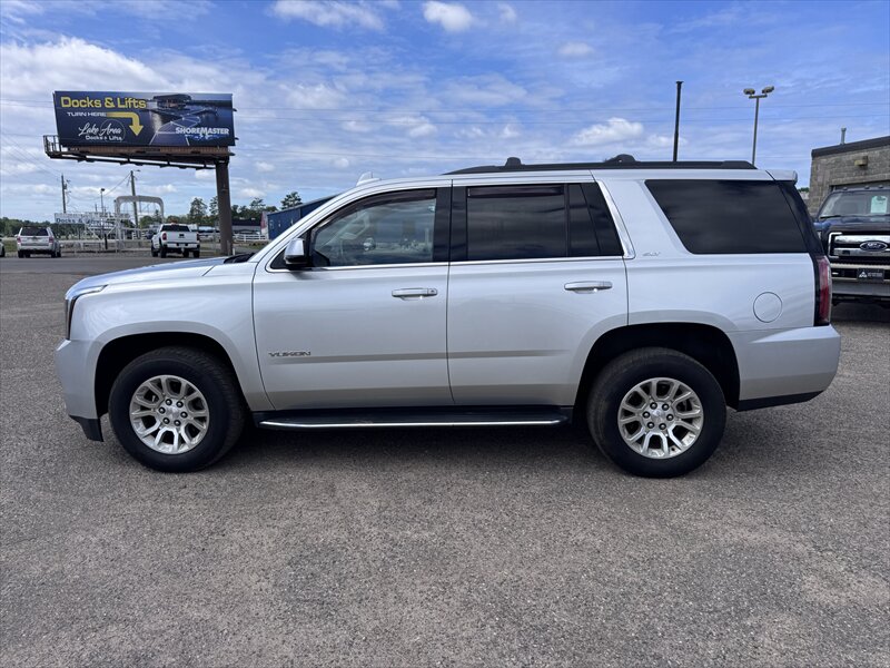 2017 GMC Yukon SLT - Photo 6 - Brainerd, MN 56401