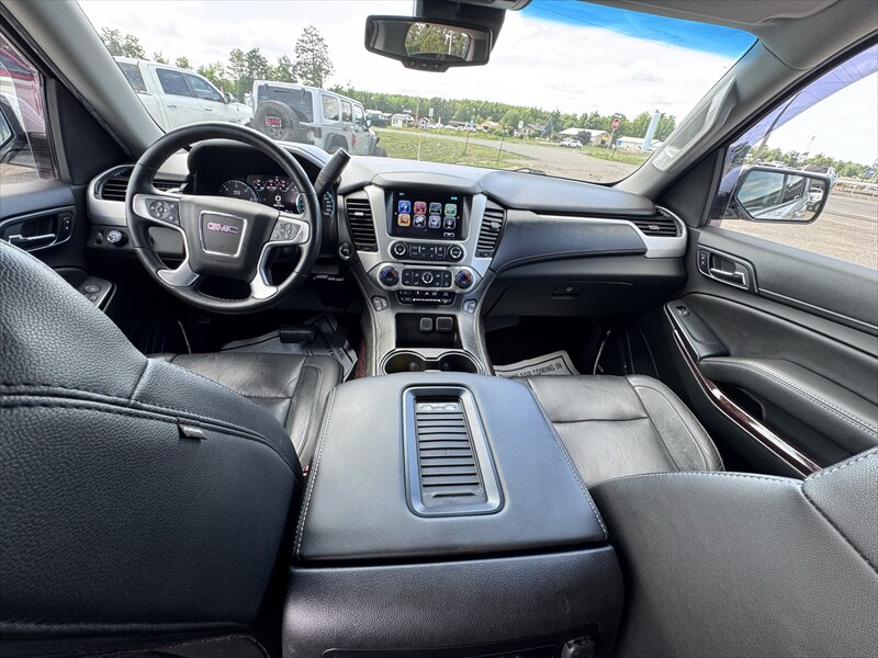 2017 GMC Yukon SLT - Photo 18 - Brainerd, MN 56401