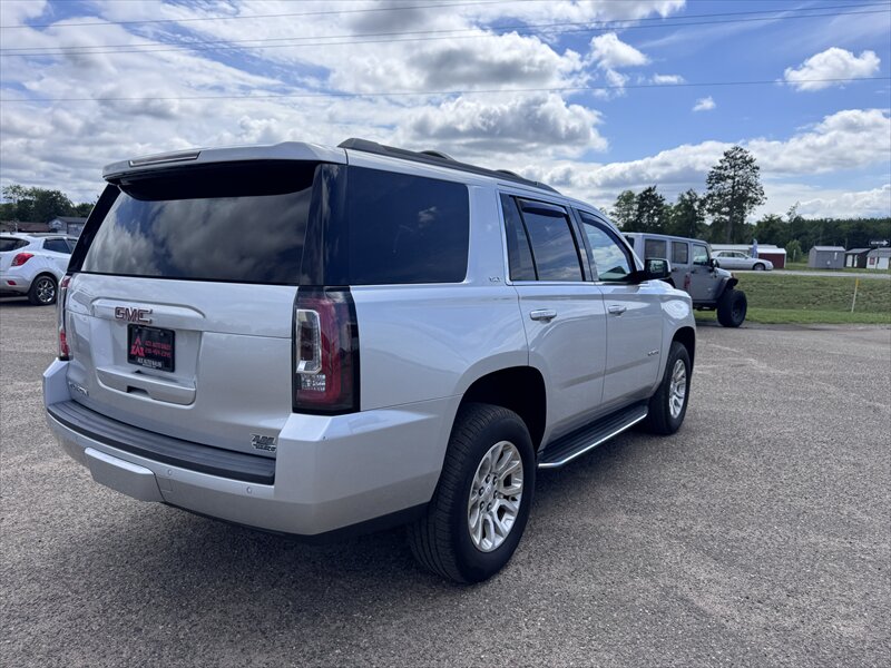 2017 GMC Yukon SLT - Photo 3 - Brainerd, MN 56401