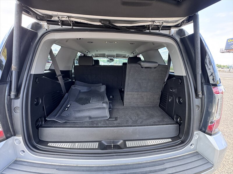 2017 GMC Yukon SLT - Photo 9 - Brainerd, MN 56401