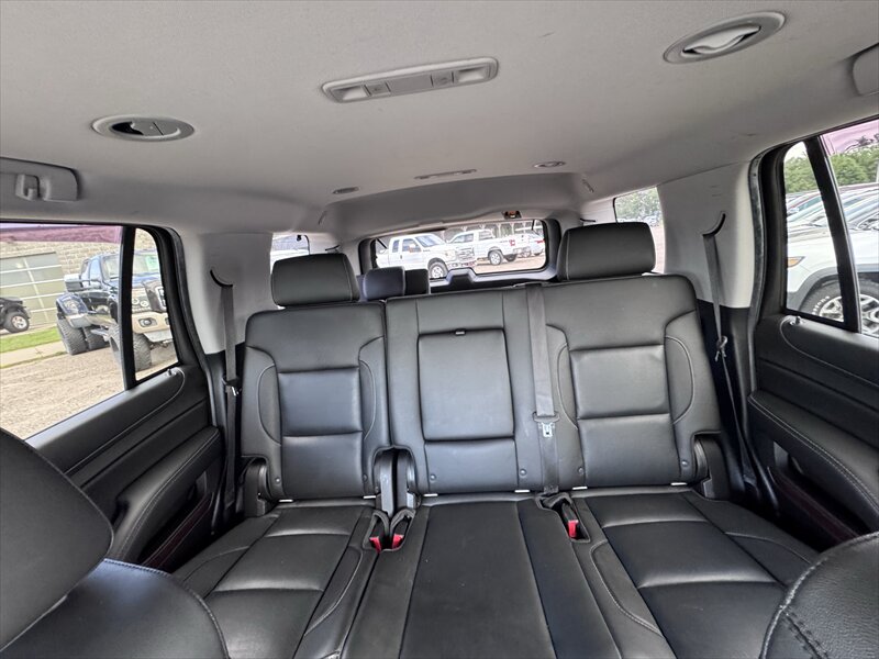 2017 GMC Yukon SLT - Photo 11 - Brainerd, MN 56401