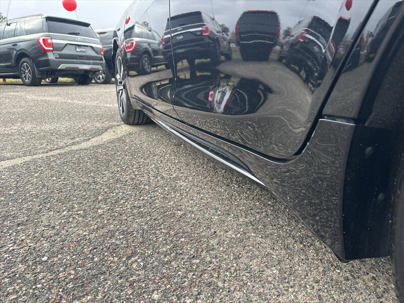 2020 Nissan Maxima 3.5 SV   - Photo 5 - Brainerd, MN 56401