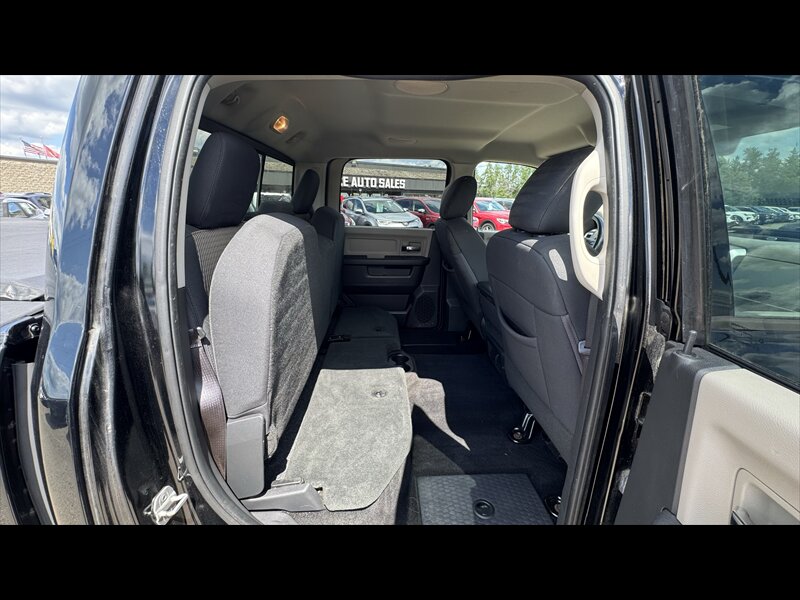 2012 RAM 1500 SLT - Photo 13 - Brainerd, MN 56401