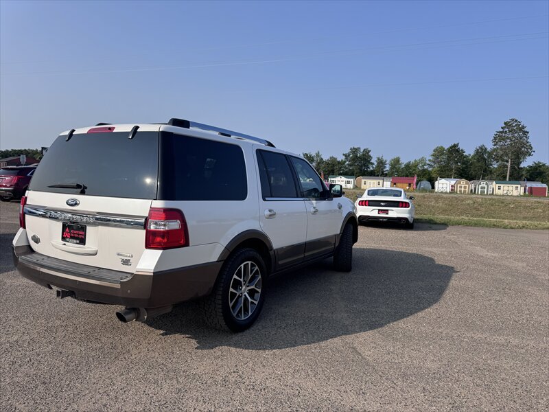 2015 Ford Expedition King Ranch - Photo 5 - Brainerd, MN 56401