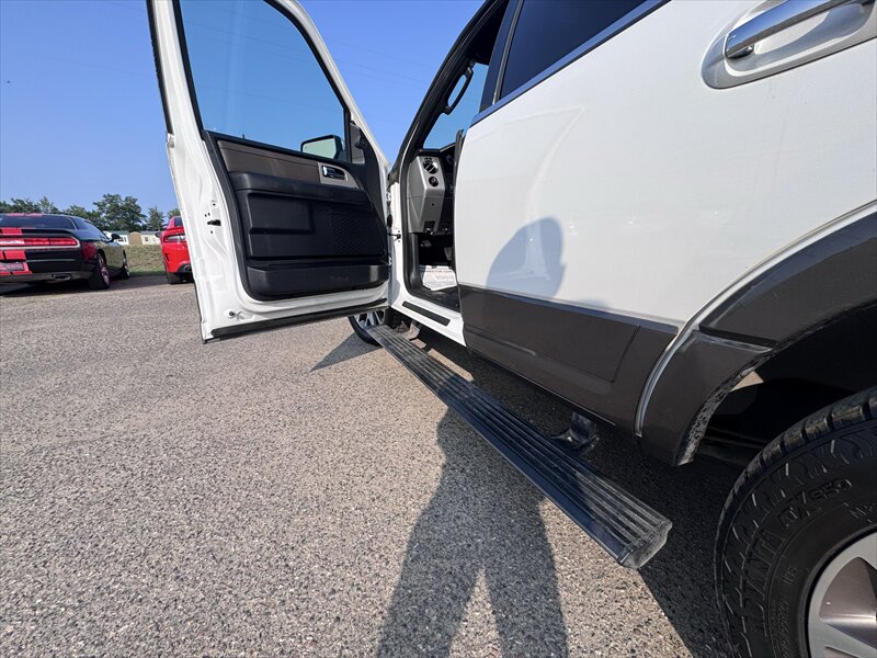 2015 Ford Expedition King Ranch - Photo 9 - Brainerd, MN 56401