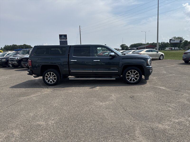 2017 GMC Sierra 1500 Denali - Photo 6 - Brainerd, MN 56401