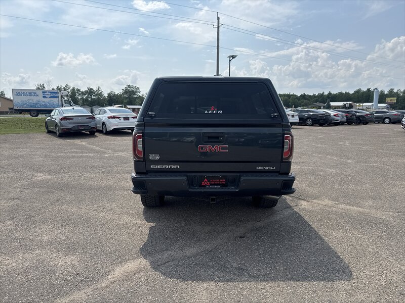 2017 GMC Sierra 1500 Denali - Photo 8 - Brainerd, MN 56401