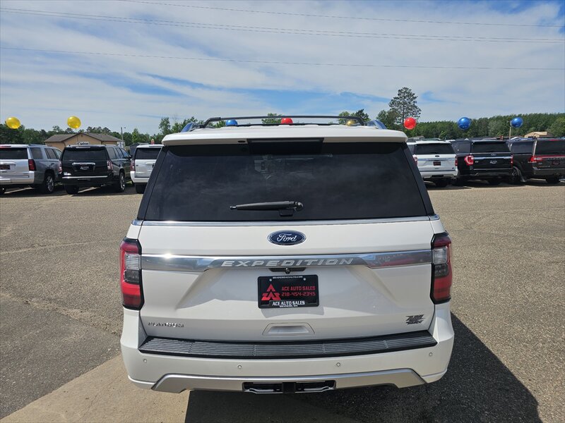 2018 Ford Expedition Platinum - Photo 6 - Brainerd, MN 56401