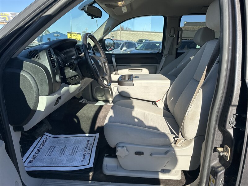 2010 Chevrolet Silverado 1500 LT - Photo 5 - Brainerd, MN 56401