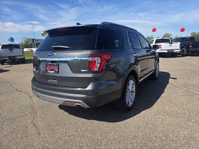 2016 Ford Explorer Limited - Photo 3 - Brainerd, MN 56401