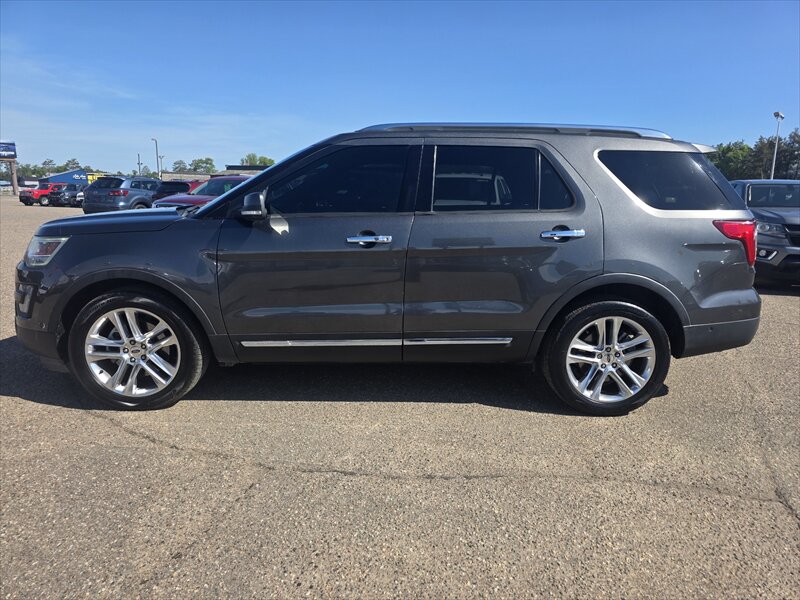 2016 Ford Explorer Limited - Photo 6 - Brainerd, MN 56401