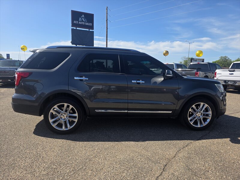 2016 Ford Explorer Limited - Photo 5 - Brainerd, MN 56401