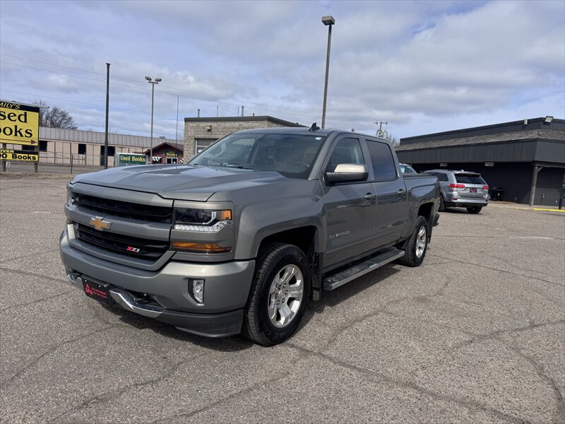2017 Chevrolet Silverado 1500 LT   - Photo 1 - Brainerd, MN 56401
