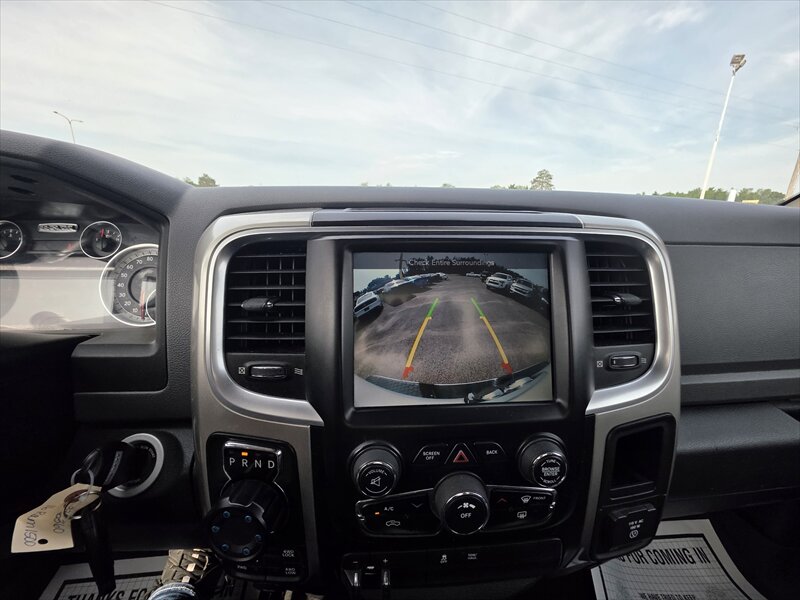 2016 RAM 1500 SLT - Photo 13 - Brainerd, MN 56401