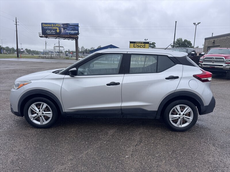 2020 Nissan Kicks S - Photo 5 - Brainerd, MN 56401
