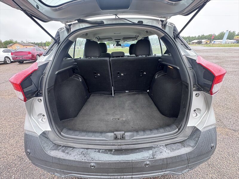 2020 Nissan Kicks S - Photo 9 - Brainerd, MN 56401