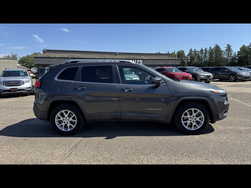 2015 Jeep Cherokee Latitude - Photo 4 - Brainerd, MN 56401