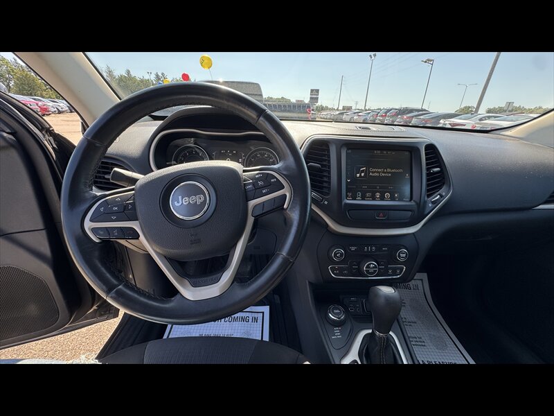 2015 Jeep Cherokee Latitude - Photo 17 - Brainerd, MN 56401