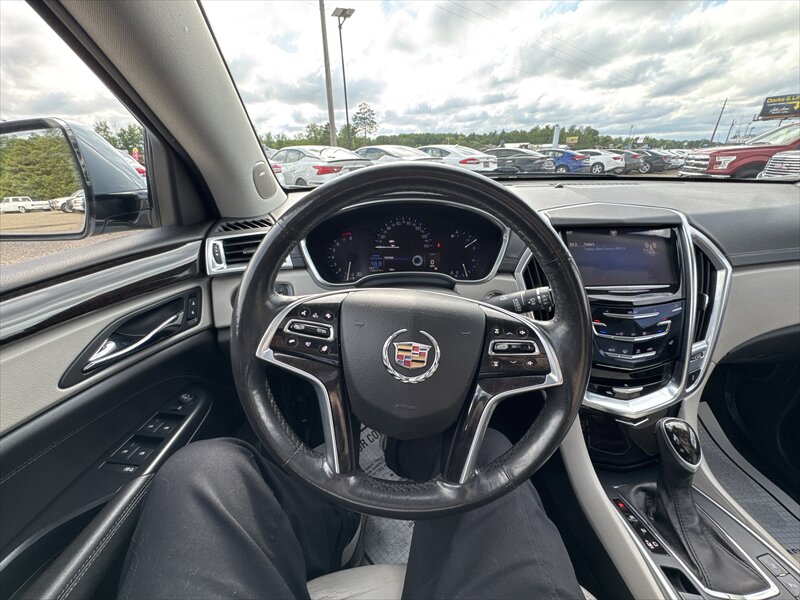 2013 Cadillac SRX Luxury Collection - Photo 12 - Brainerd, MN 56401