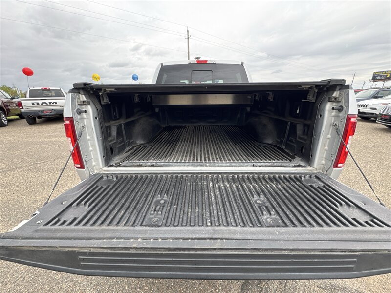 2019 Ford F-150 Lariat - Photo 11 - Brainerd, MN 56401