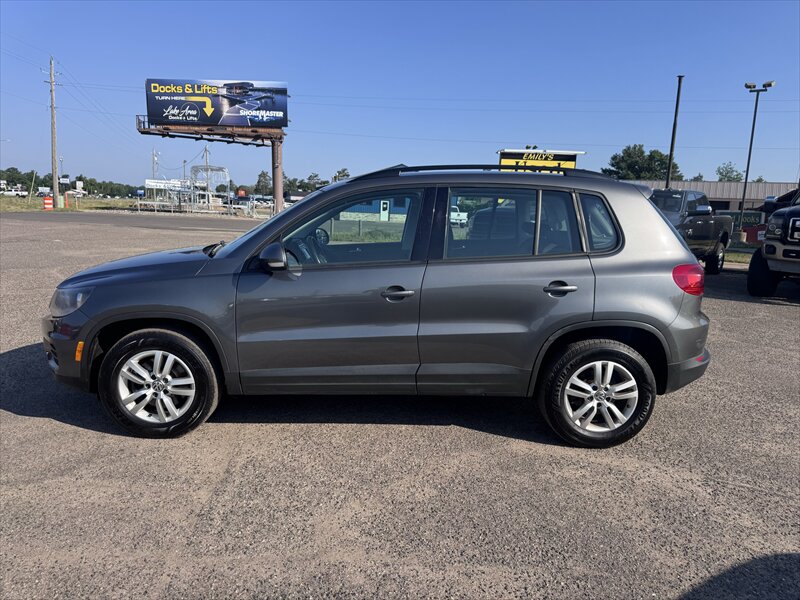 2015 Volkswagen Tiguan S 4Motion - Photo 5 - Brainerd, MN 56401