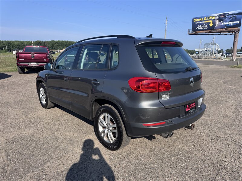 2015 Volkswagen Tiguan S 4Motion - Photo 3 - Brainerd, MN 56401