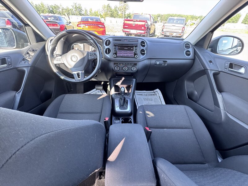 2015 Volkswagen Tiguan S 4Motion - Photo 13 - Brainerd, MN 56401