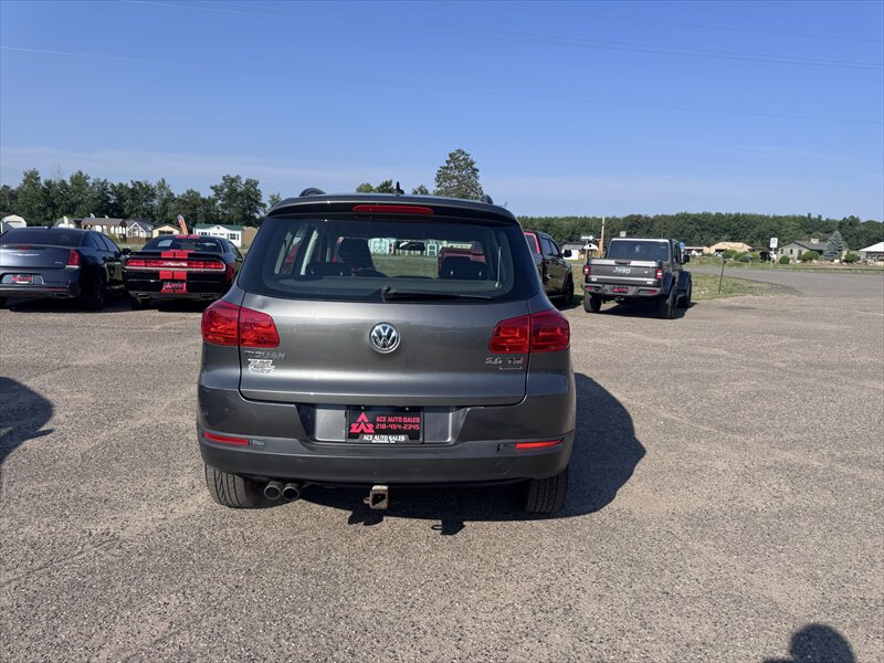 2015 Volkswagen Tiguan S 4Motion - Photo 8 - Brainerd, MN 56401
