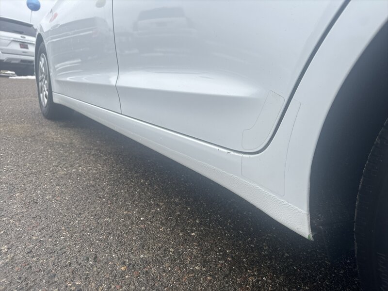 2018 Hyundai Elantra SE - Photo 8 - Brainerd, MN 56401