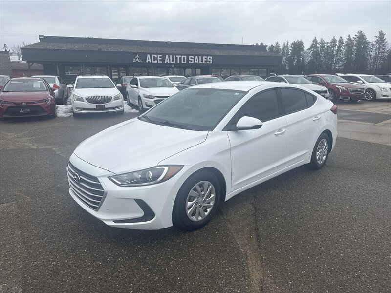 2018 Hyundai Elantra SE   - Photo 1 - Brainerd, MN 56401