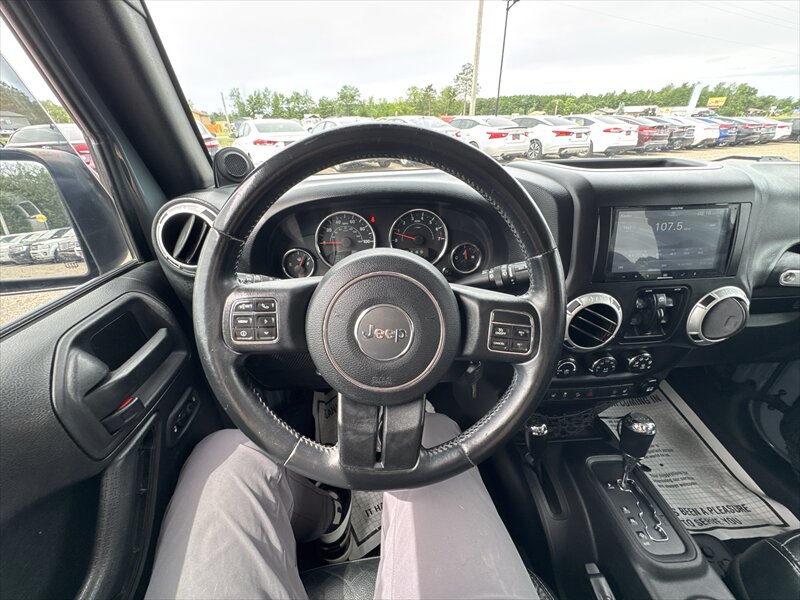 2014 Jeep Wrangler Unlimited Sahara - Photo 15 - Brainerd, MN 56401