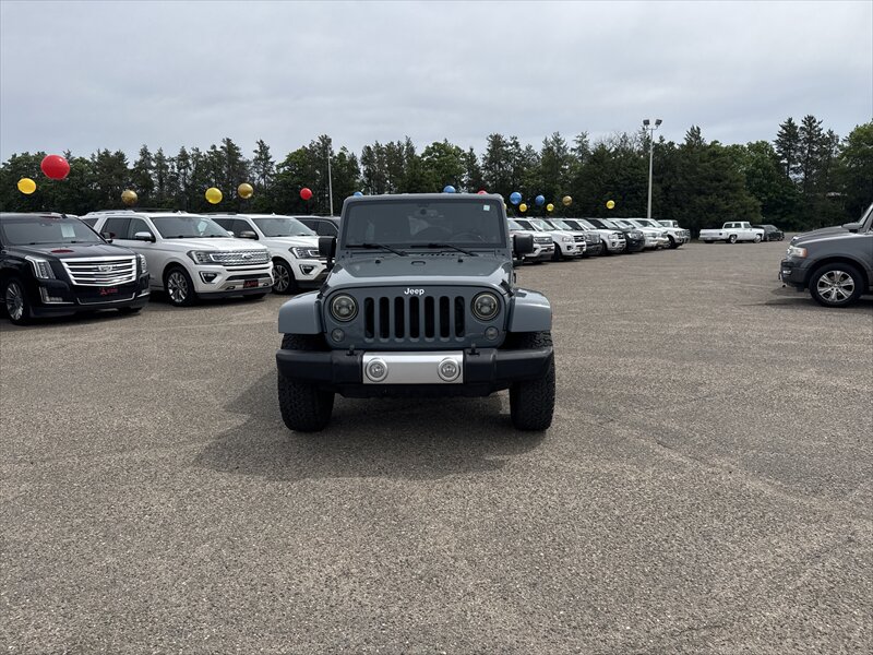 2014 Jeep Wrangler Unlimited Sahara - Photo 7 - Brainerd, MN 56401