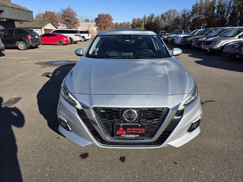 2019 Nissan Altima 2.5 SV - Photo 5 - Brainerd, MN 56401