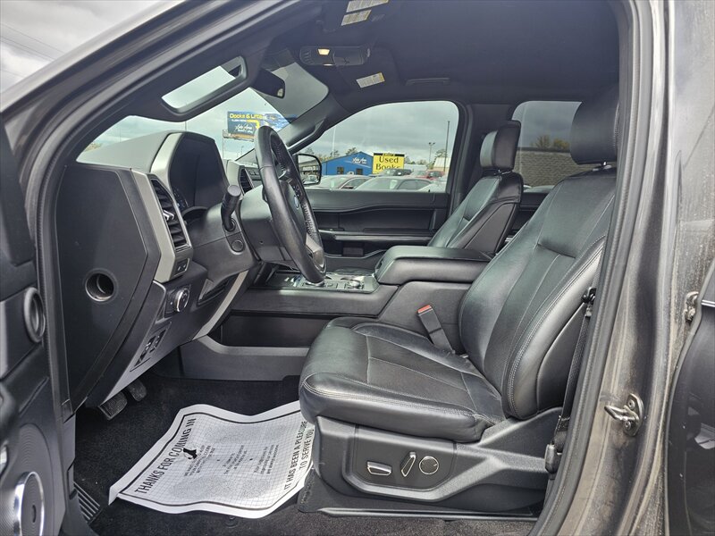 2018 Ford Expedition MAX XLT - Photo 12 - Brainerd, MN 56401