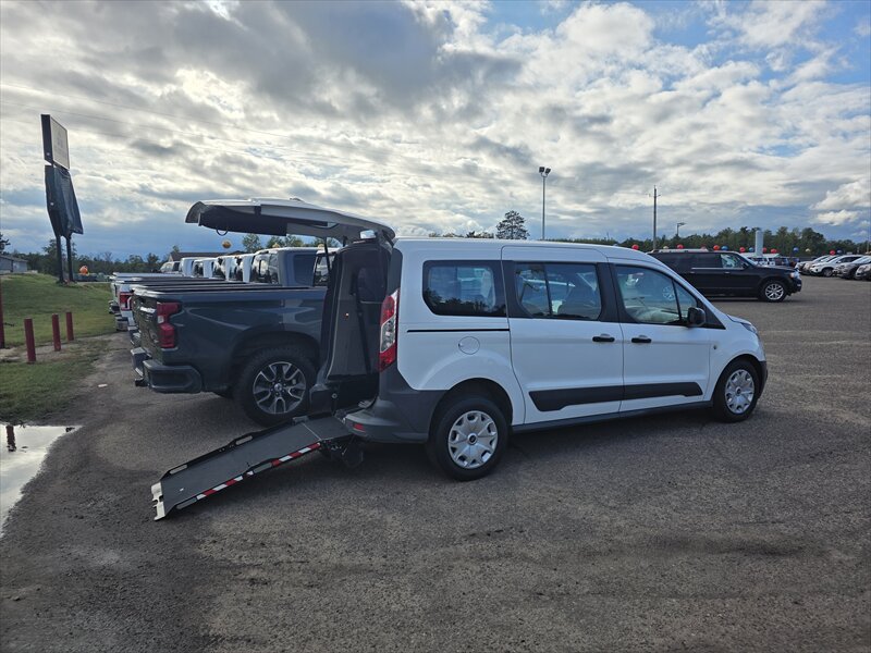 2018 Ford Transit Connect XL   - Photo 1 - Brainerd, MN 56401