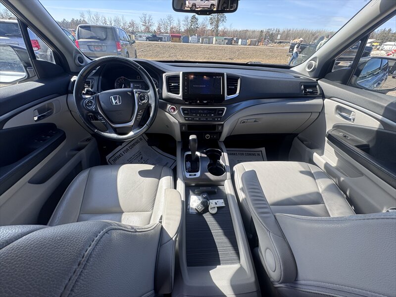 2017 Honda Pilot EX-L w/Honda Sensing - Photo 13 - Brainerd, MN 56401