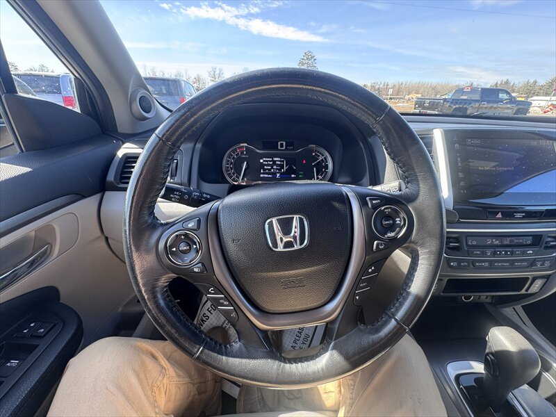 2017 Honda Pilot EX-L w/Honda Sensing - Photo 14 - Brainerd, MN 56401