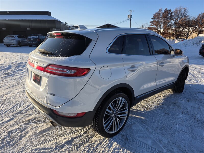 2015 Lincoln MKC - Photo 4 - Brainerd, MN 56401