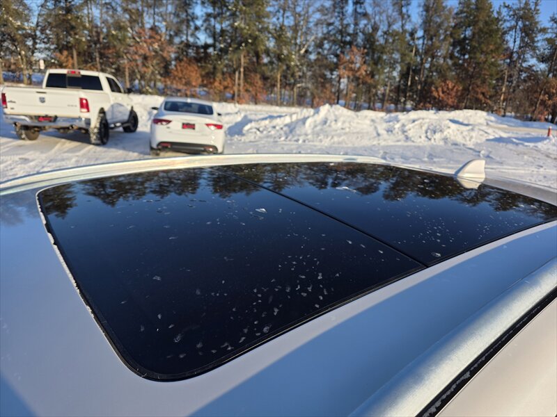 2015 Lincoln MKC - Photo 10 - Brainerd, MN 56401